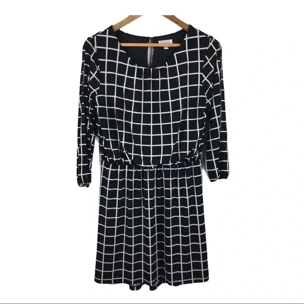 Charming Charlie Grid Print Dress Black White Medium Womens Split Sleeve Mini
